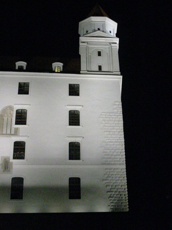 Castello Bratislava di notte